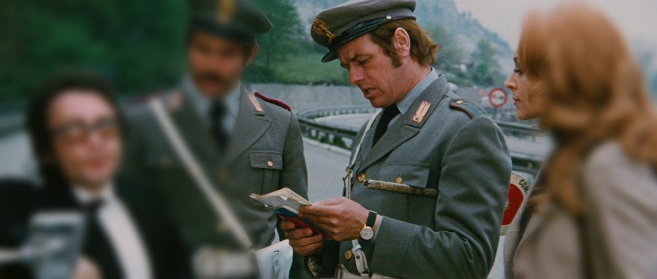 La morte accarezza a mezzanotte (1972) Como.jpg