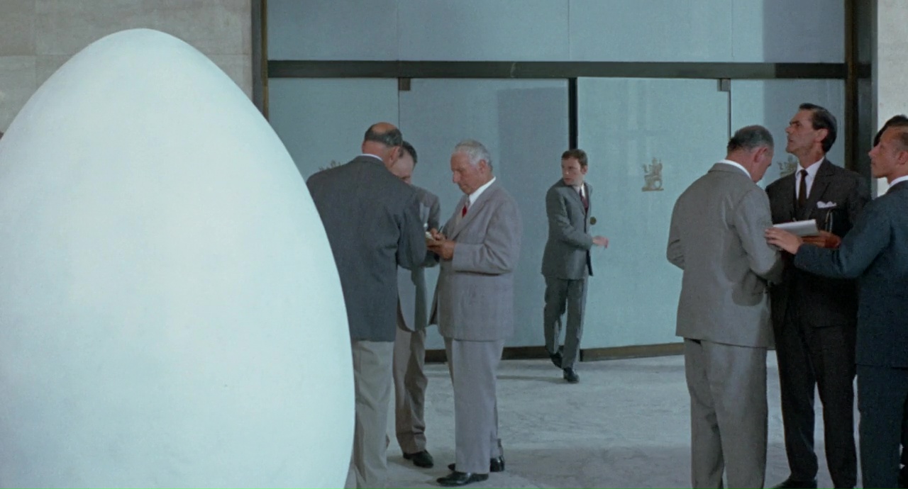 La morte ha fatto l'uovo (1968) 2.jpg