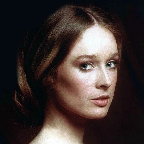 Camille Keaton.jpg