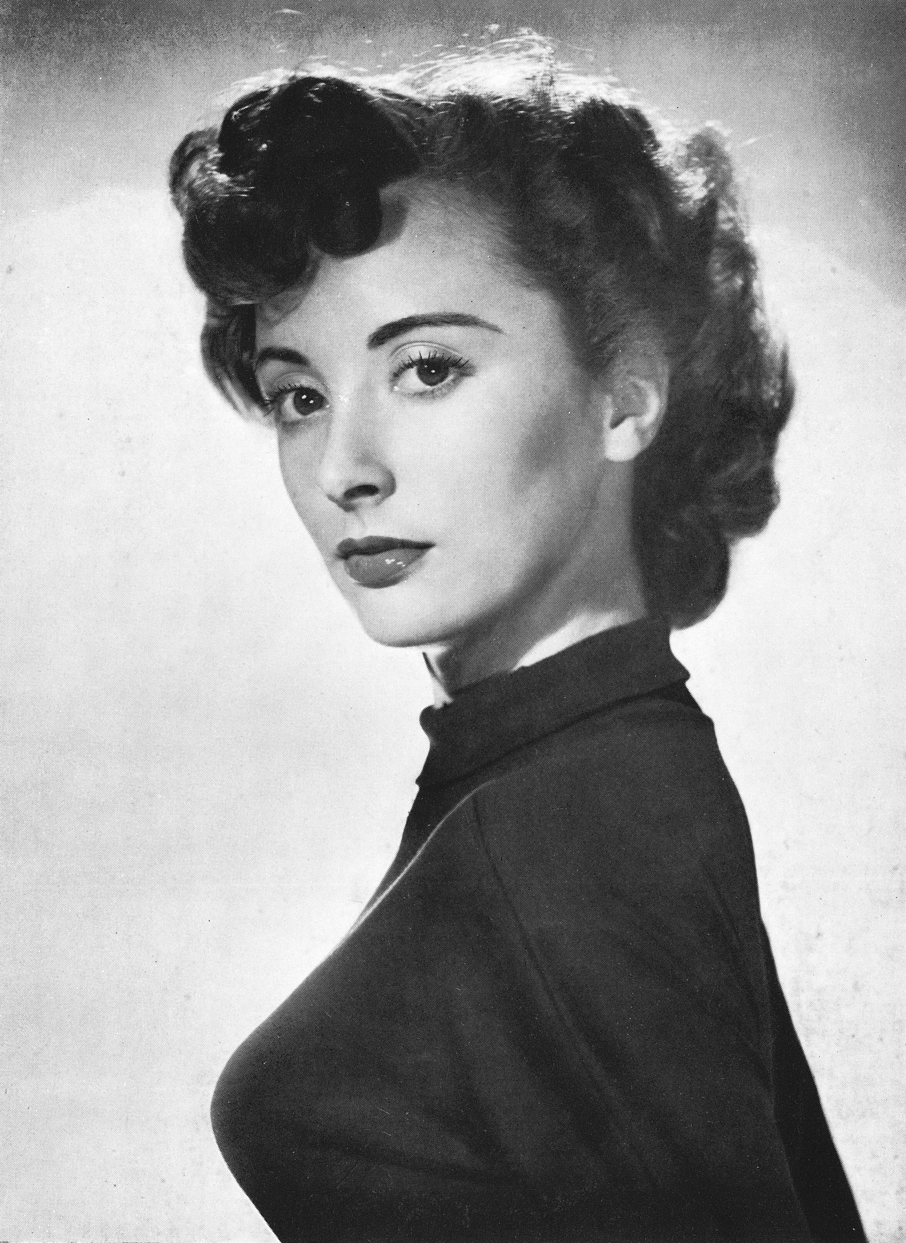 Brenda Hogan 1956.jpg