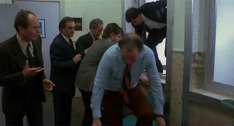 Fantozzi subisce ancora (1983).jpg