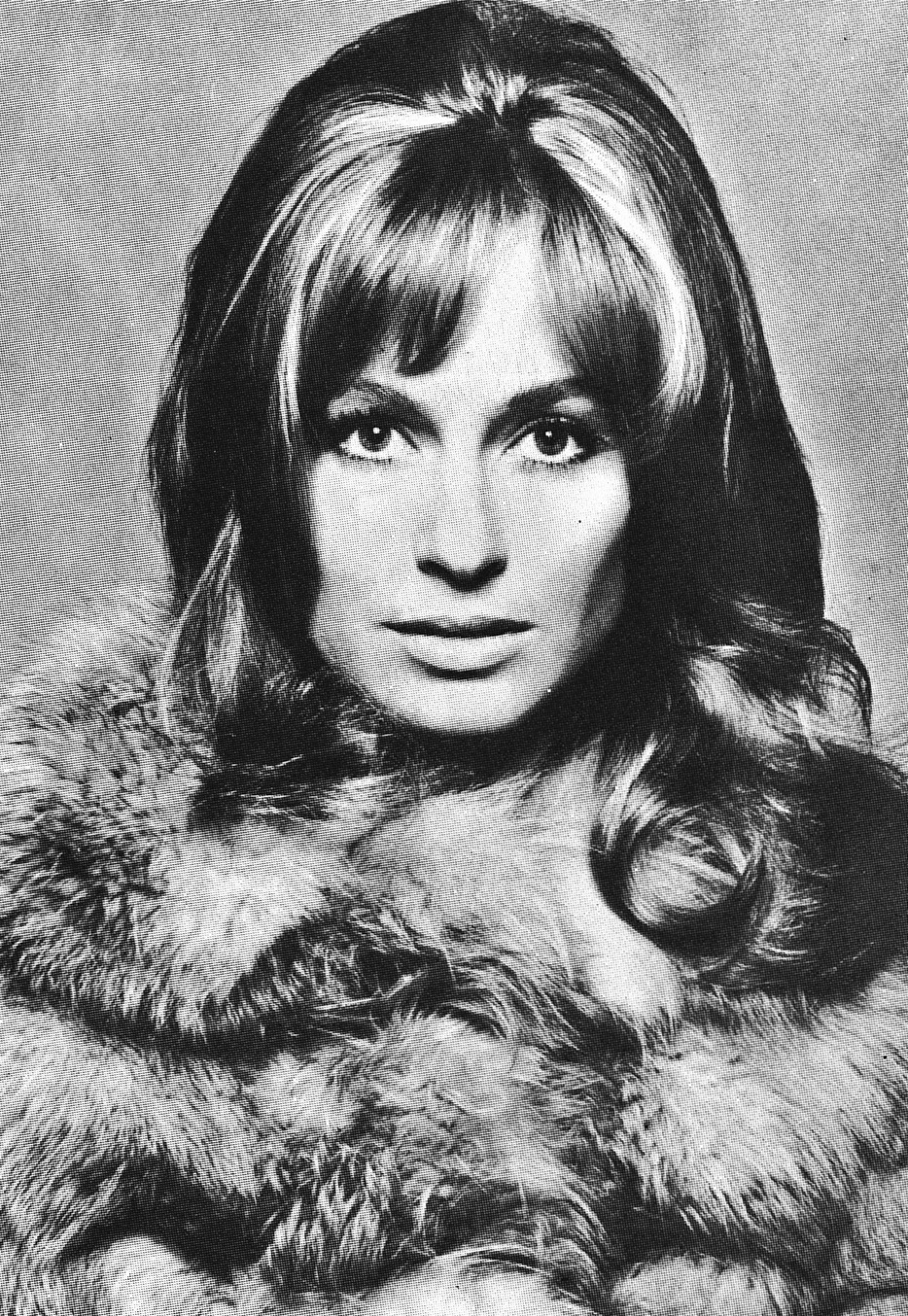 Suzy Kendall 1976 2.jpg