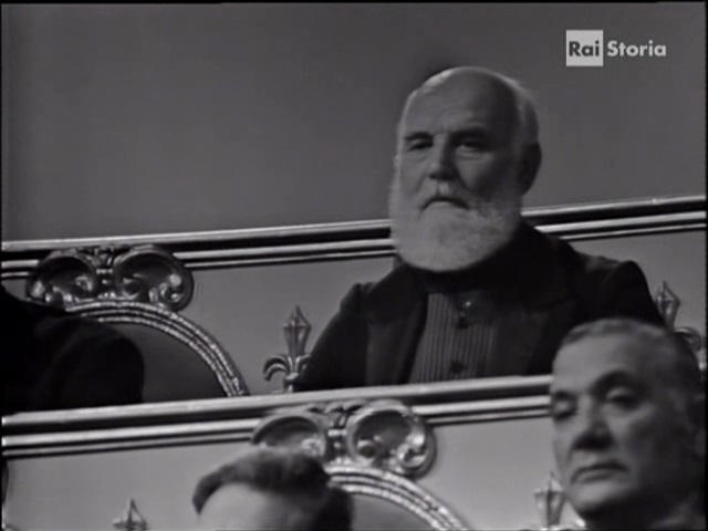 Vita Di Cavour - White Peplum Beard1.jpg