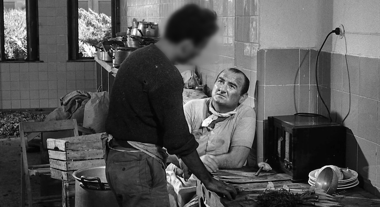 Tutti a casa (1960) Ciccio Barbi.jpg