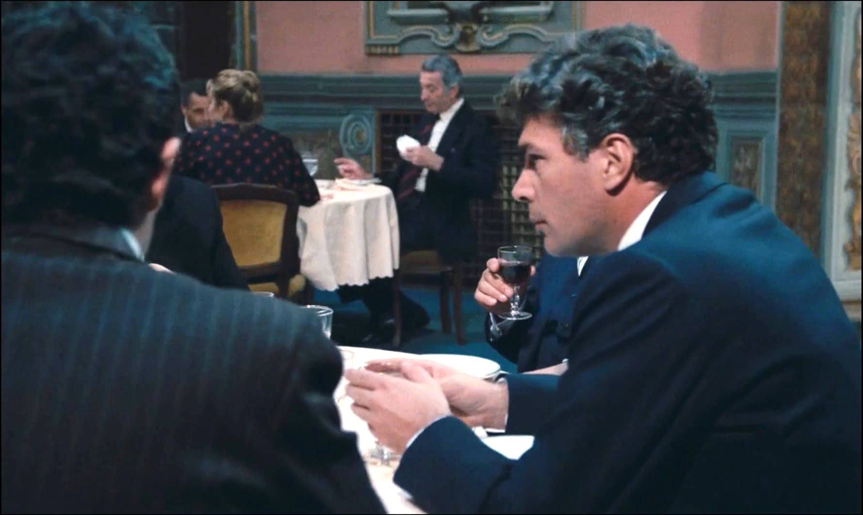 1986 _ Il Camorrista _ Commensale Al Ristorante _ Non Accreditato _ 01.jpg