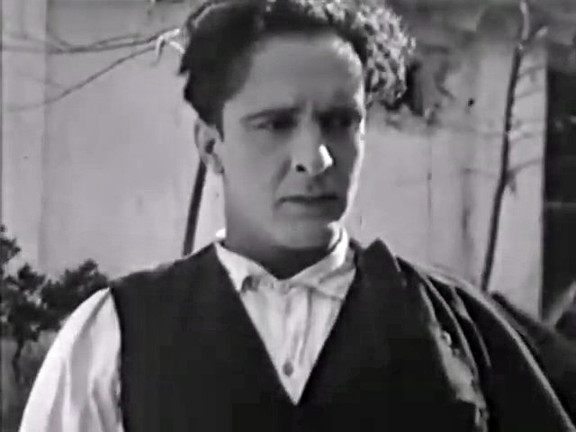 La sobrina del cura (1925, España), Luis R. Alonso. (480p_25fps_H264-128kbit_AAC)8.jpg