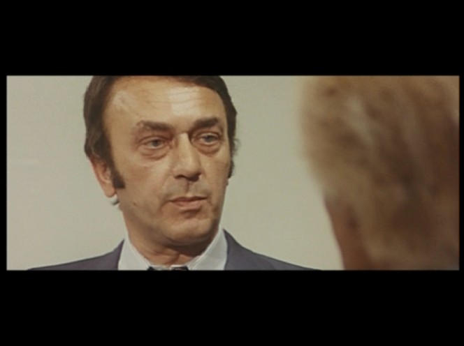 Gatti rossi in un labirinto di vetro (1975).jpg