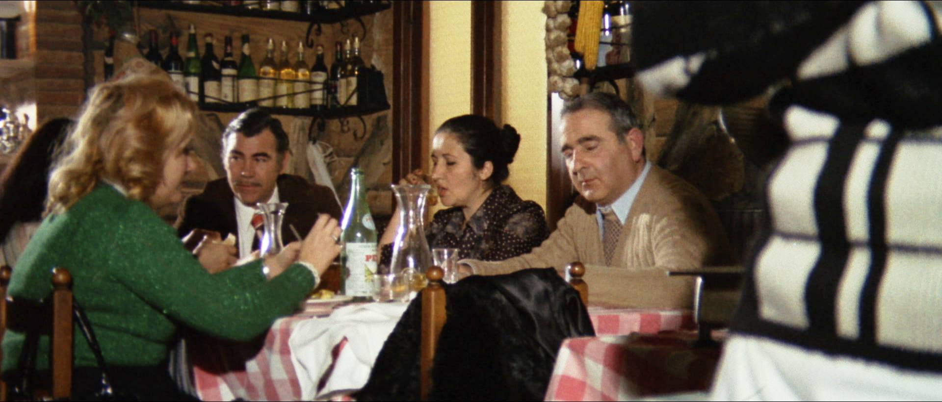 1977 _ La Banda Del Trucido _ Commensale Al Ristorante Alla Pernacchia _ Non Accreditato _ 01.jpg