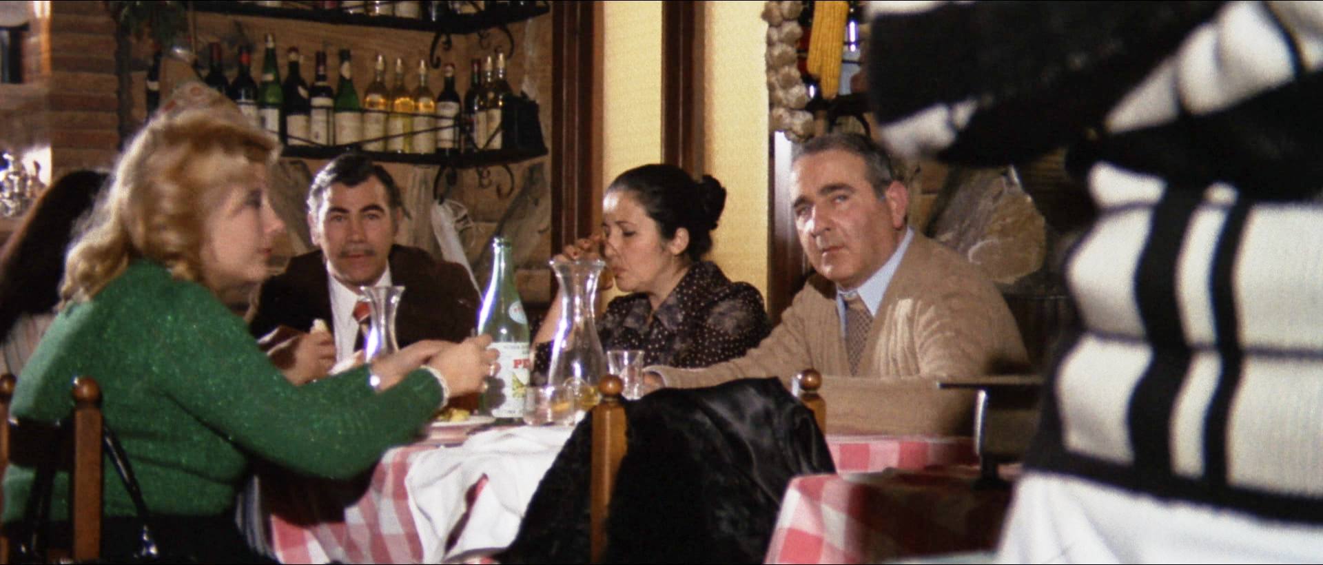 1977 _ La Banda Del Trucido _ Commensale Al Ristorante Alla Pernacchia _ Non Accreditato _ 02.jpg