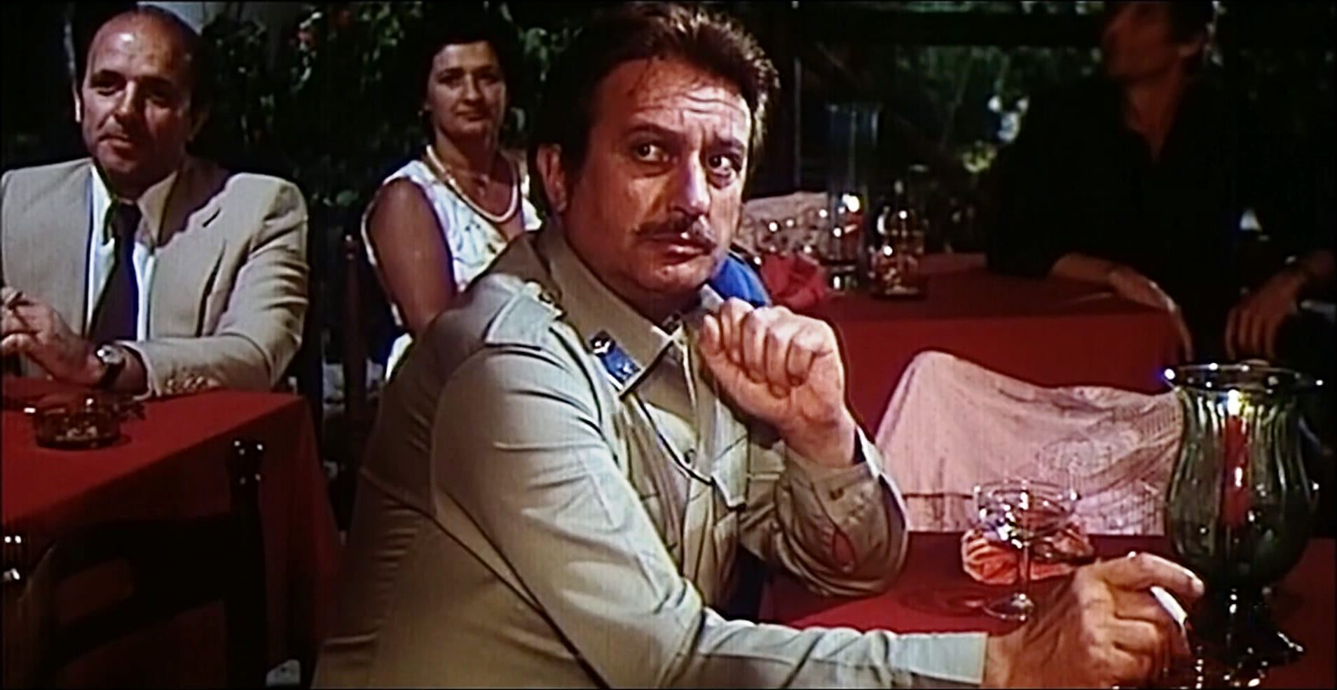 1979 _ Riavanti Marsch _ Uomo In Balera _ Non Accreditato _ 03.jpg