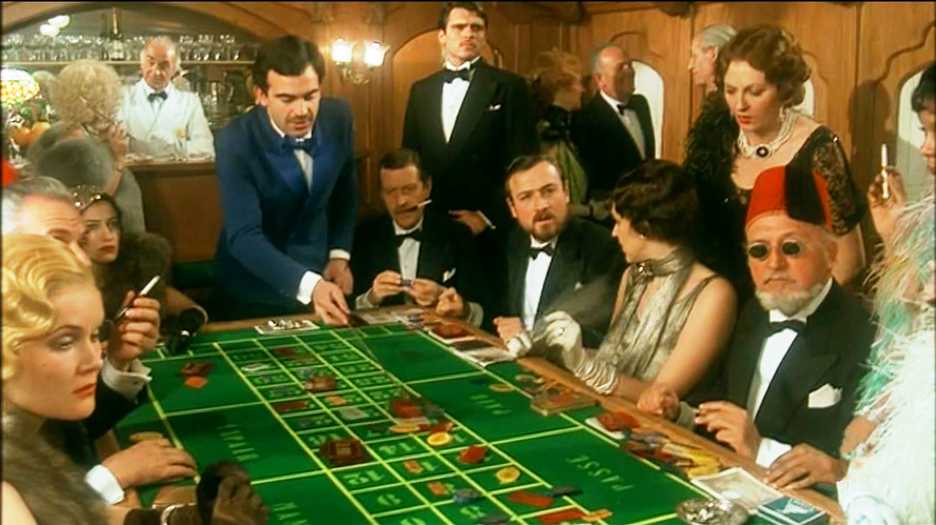 1976 _ Bluff Storia Di Truffe E Di Imbroglioni _ Giocatore Al Casinò _ Non Accreditato _ 02.jpg