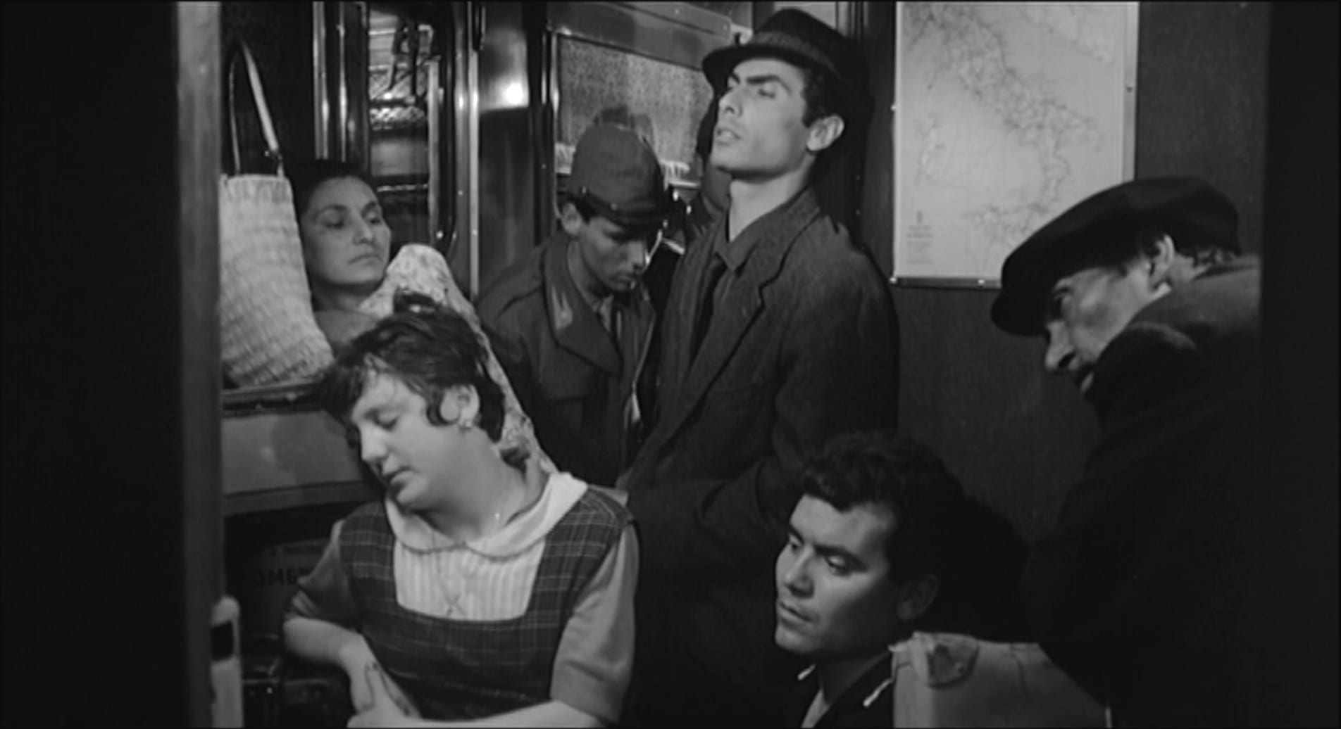 1966 _ Io Io Io E Gli Altri _ Passeggero Sul Treno _ Non Accreditato _ 01.jpg