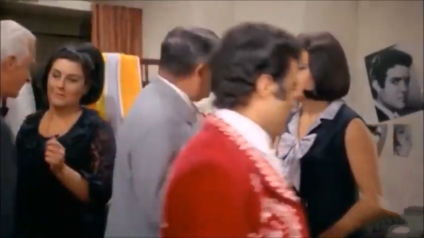 1966-Massiel _Pedrito Rico _Vestida de Novia_ (480p_30fps_H264-128kbit_AAC)14.jpg