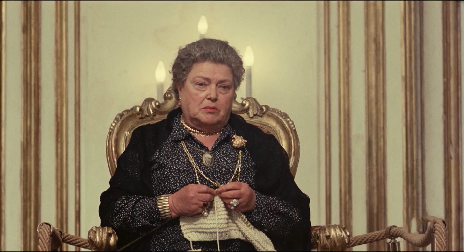 1975 _ Fantozzi _ Teresa Catellani _ Accreditato _ 03.jpg