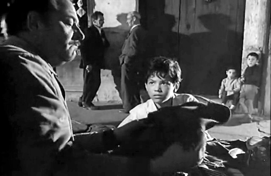 The Boy Who Stole a Million (1960) -Virgilio Teixeira, Maurice Reyna, Marianne Benet- Feature(Action, Adventure, Comedy)4.jpg