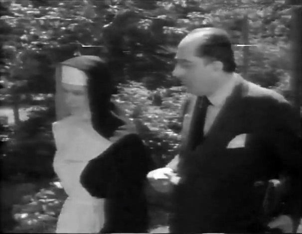 La Roccia incantata - film 1949 e L'Aquila negli anni '20 e '30 (480p_25fps_H264-128kbit_AAC)3.jpg