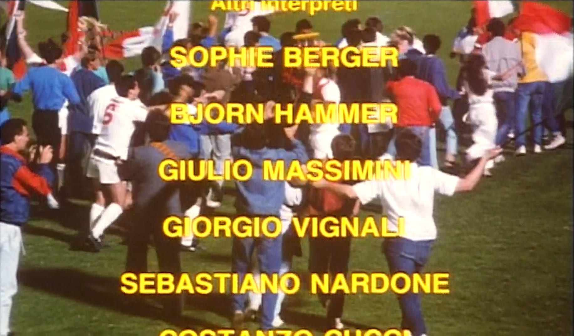 1985 _ Mezzo Destro Mezzo Sinistro 2 Calciatori Senza Pallone _ Dirigente Della Marchigiana Odorisi _ Accreditato _ 05.jpg