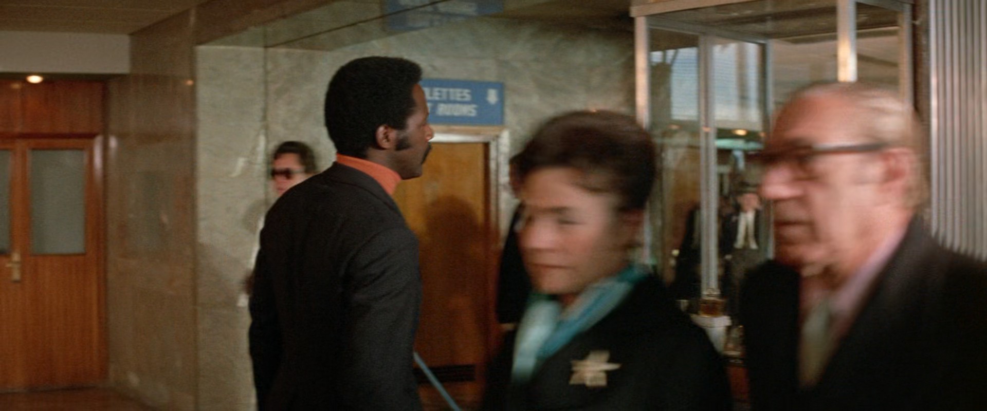 Shaft.In.Africa.1973.1080p.BluRay.x265-RARBG8.jpg