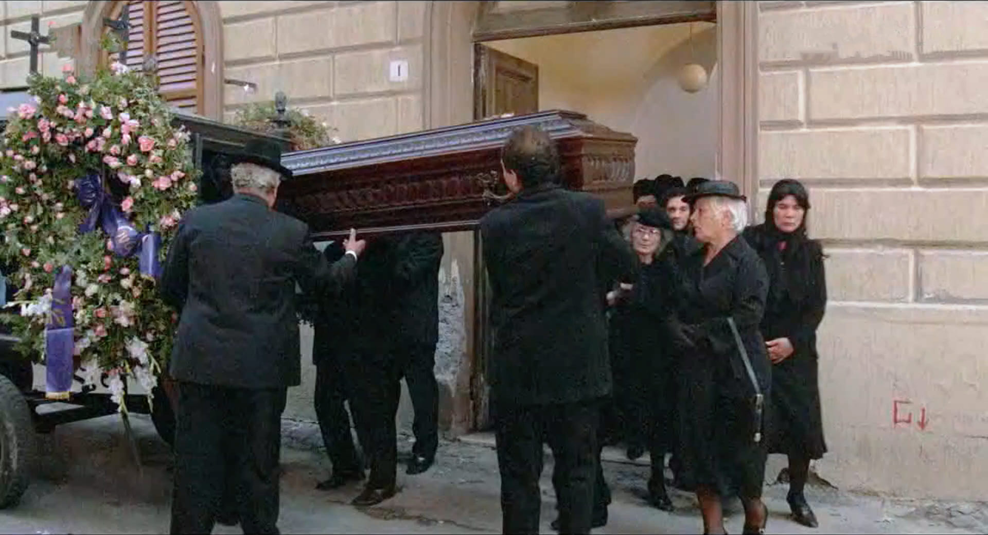 1983 _ Fantozzi Subisce Ancora _ Donna Al Corteo Funebre _ Non Accreditato _ 01.jpg