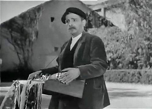 Cine Español (Película completa). Niebla y sol. 1951. (360p_25fps_H264-128kbit_AAC)9.jpg