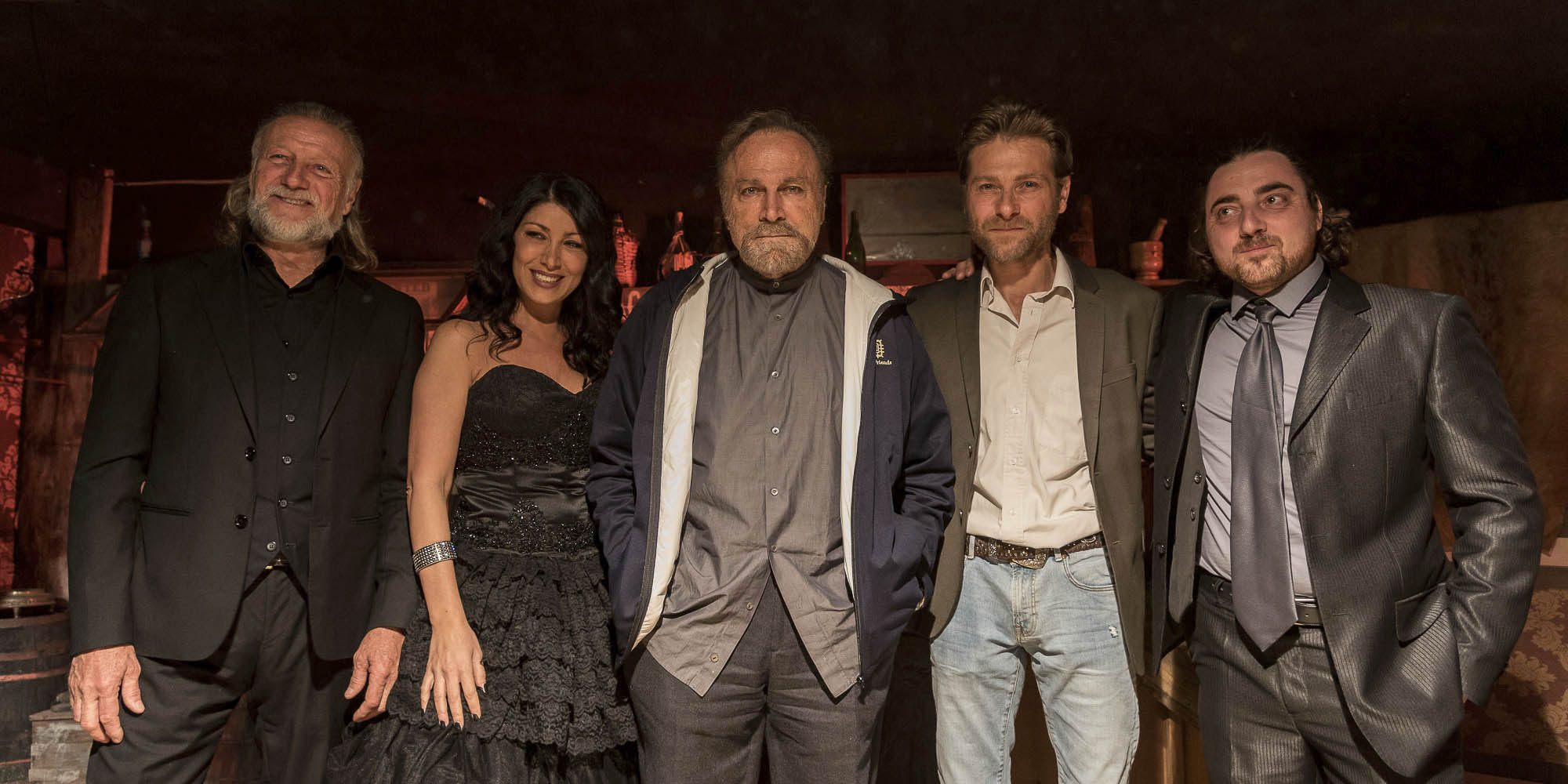 Film_Oro_e_Piombo_-_Franco_Nero_con_Ottaviano_DellAcqua_-_Yassmin_Pucci_-_Emiliano_Ferrera_-_Tiziano_Carnevale.jpg