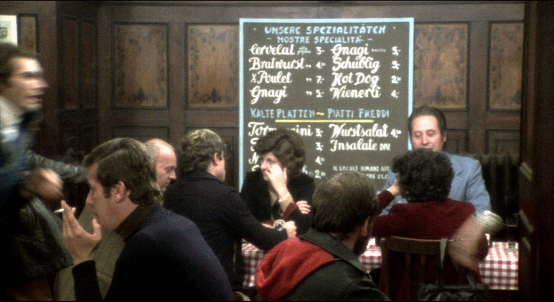 1976 _ Gli Amici Di Nick Hezard _ Commensale Al Ristorante _ Non Accreditato _ 01.jpg