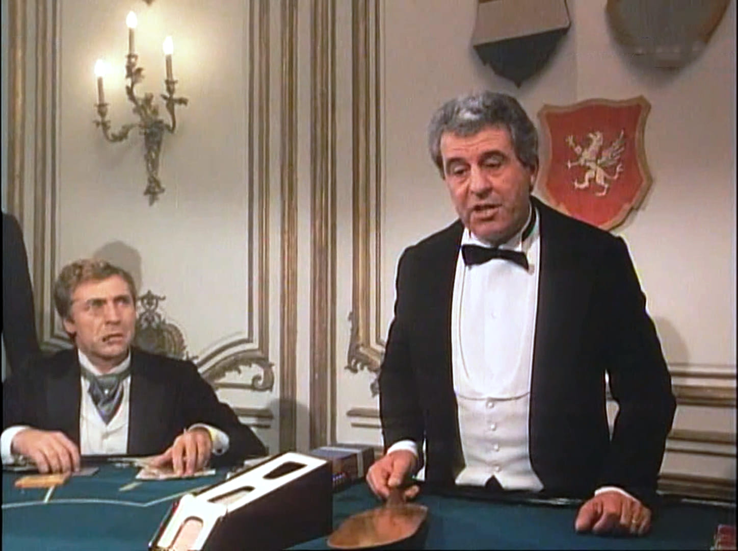 1982 _ Il Conte Tacchia _ Croupier Al Tavolo Di Chemin De Fer _ Non Accreditato _ 01.jpg