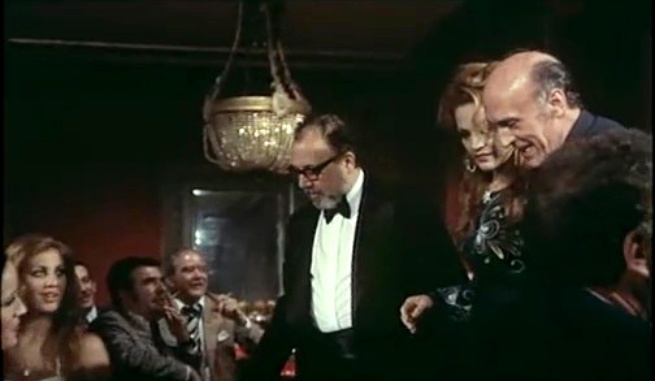 Una mujer de cabaret (1974) - TokyVideo4.jpg