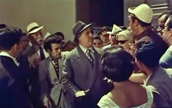 Historias de la Feria - Clip 1 (480p_25fps_H264-128kbit_AAC)6.jpg