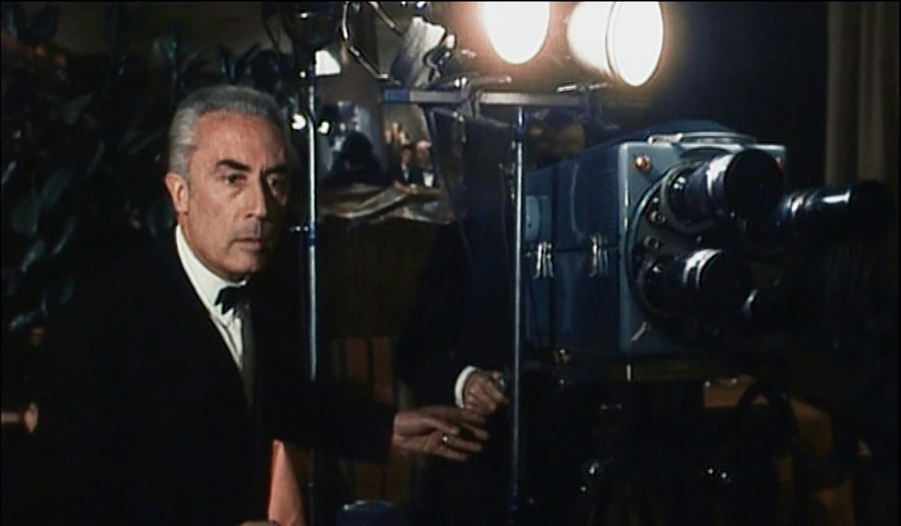 1969 _ Femmine Insaziabili _ Cameraman Alla Premiazione  _ Non Accreditato _ 02.jpg