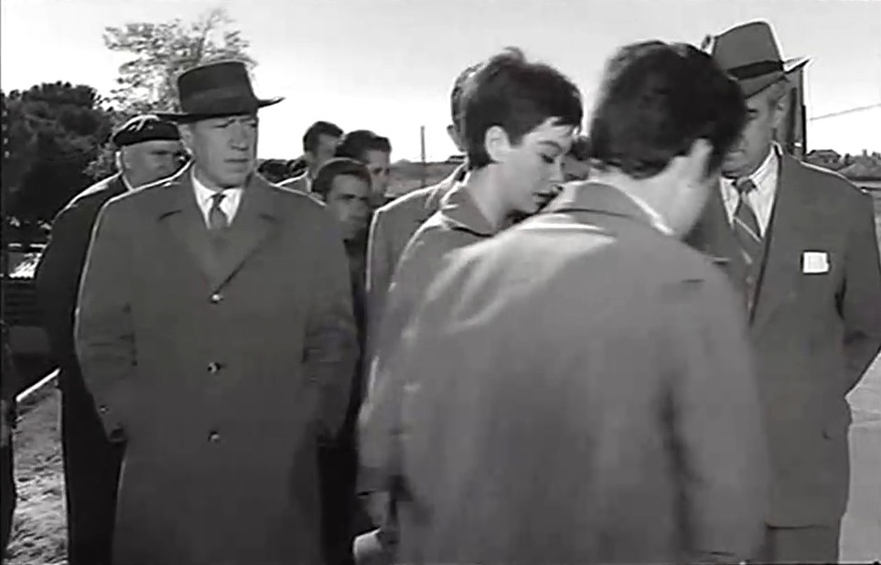 Suspendido en sinvergüenza (1960) - TokyVideo10.jpg
