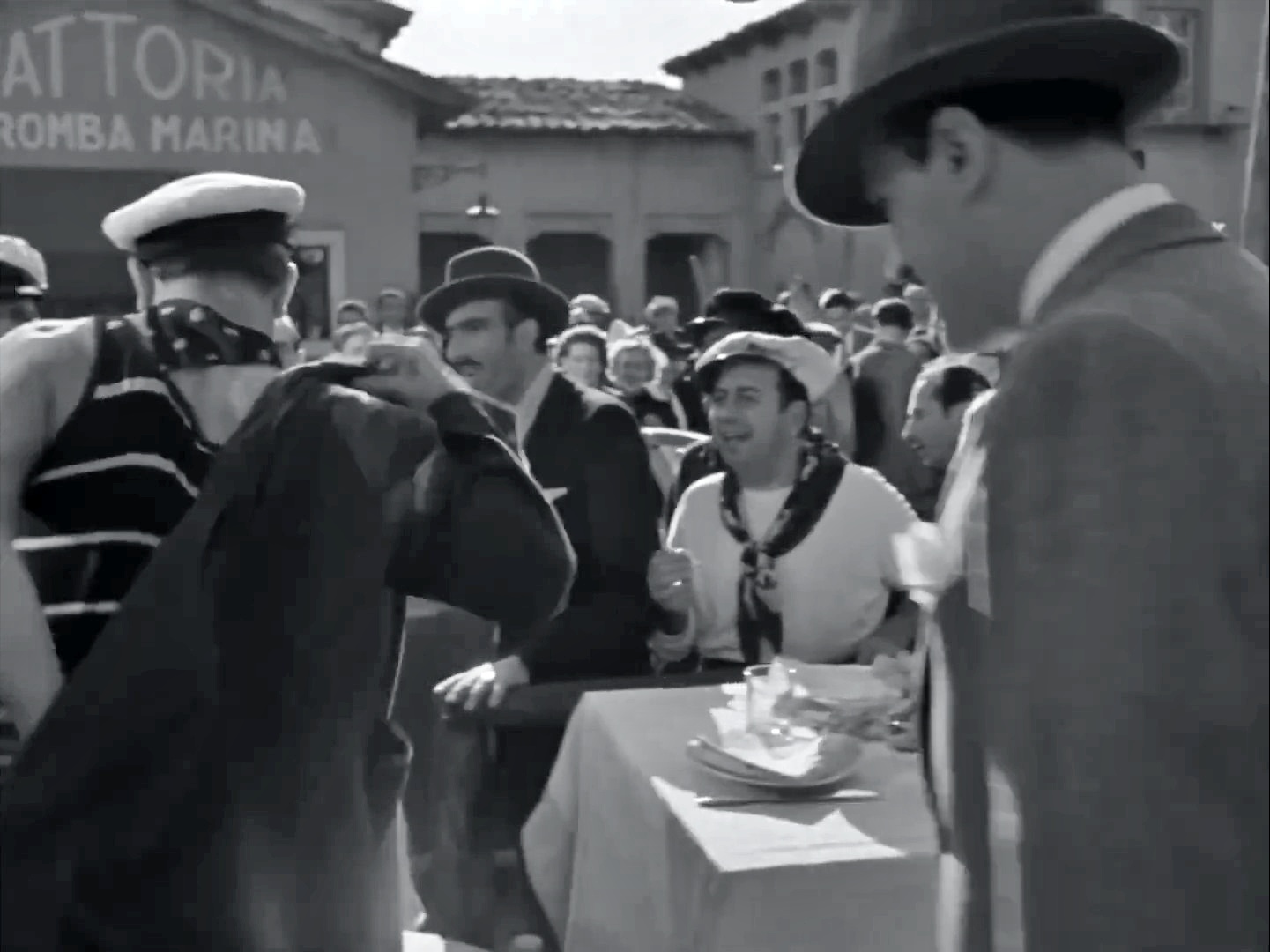 Stella del mare _ Commedia _ HD _ Film completo in italiano (1080p_25fps_H264-128kbit_AAC)3.jpg