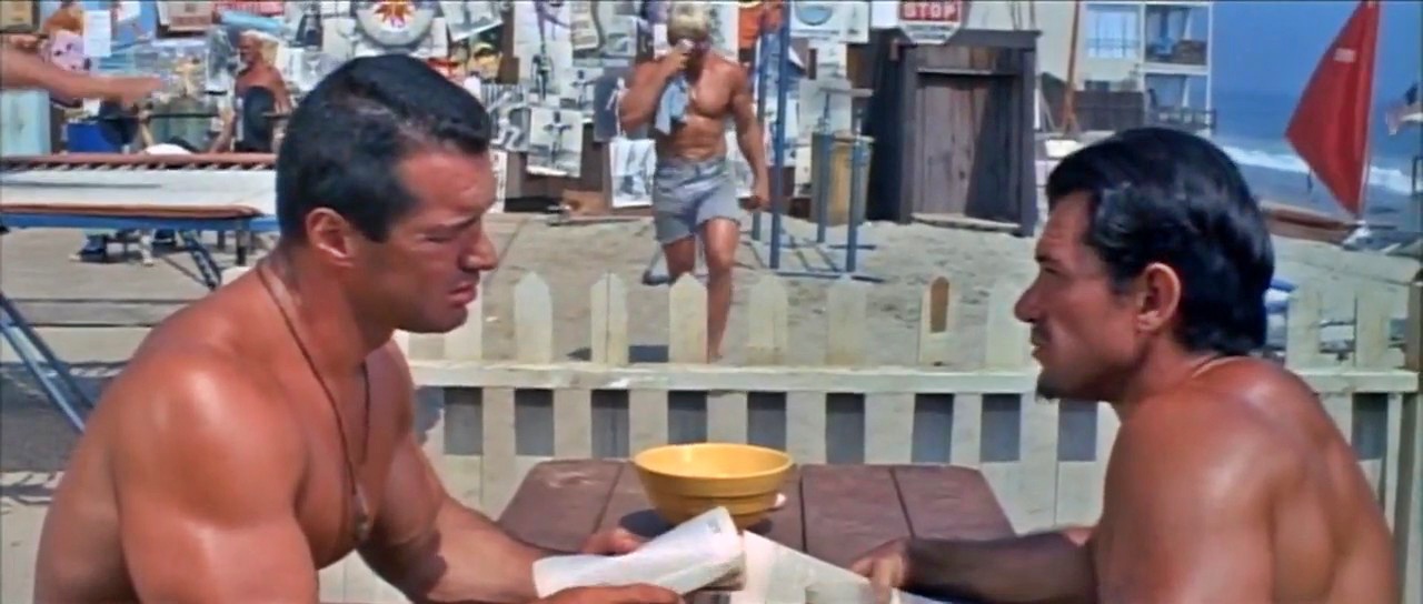 Don't Make Waves  (1967)  a film directed by Alexander MacKendrick with Tony Curtis, Claudia Cardinale, Sharon Tate, Robert Webber7.jpg