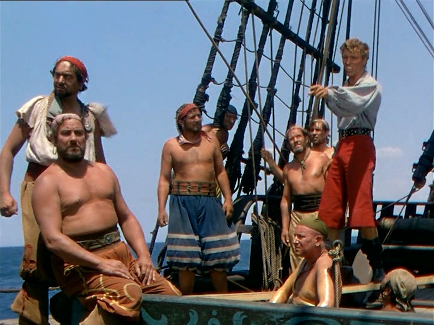 The.Crimson.Pirate.1952.1080p.BluRay.H264.AAC-RARBG8.jpg