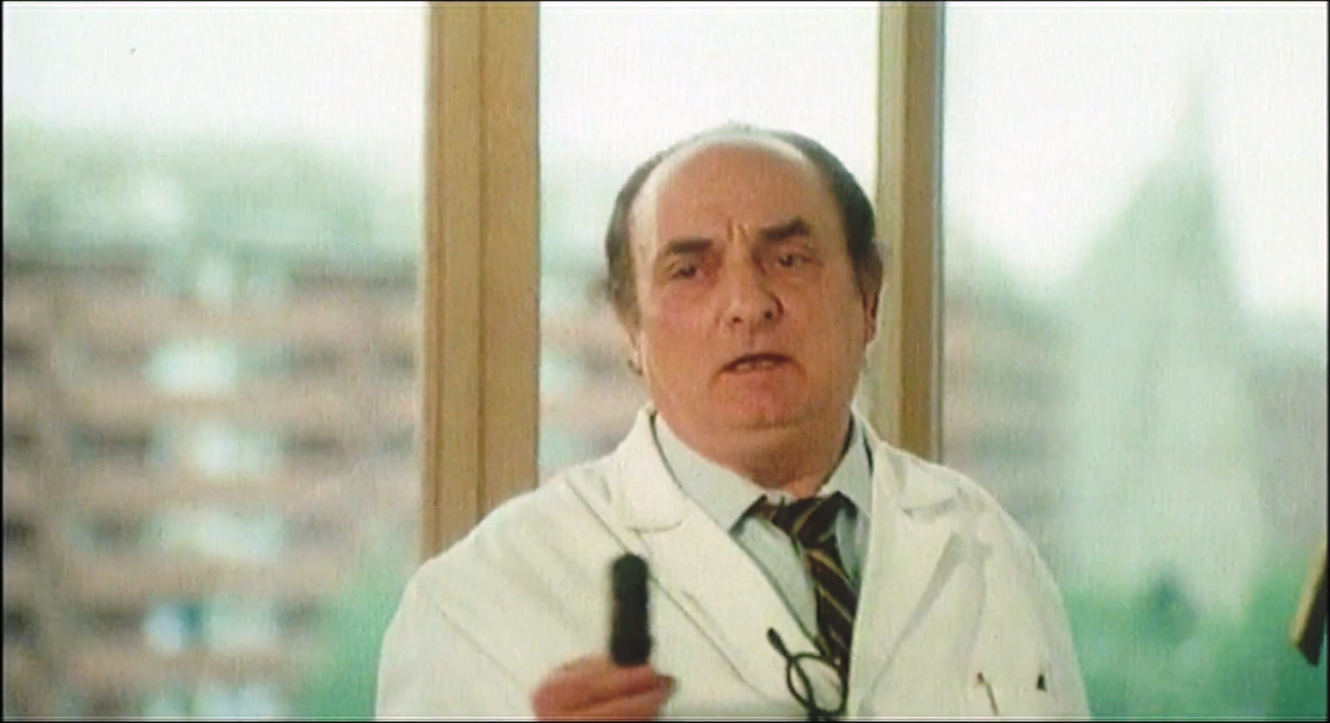 1975 _ Mark Il Poliziotto _ Luca Poliziotto Della Scientifica _ Non Accreditato _ 02.jpg