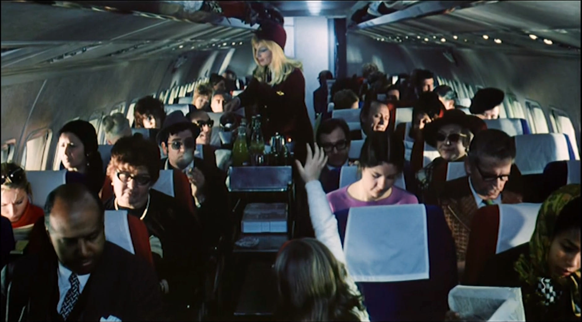 1971 _ Noi Donne Siamo Fatte Così _ Passeggero In Aereo _ 01.jpg