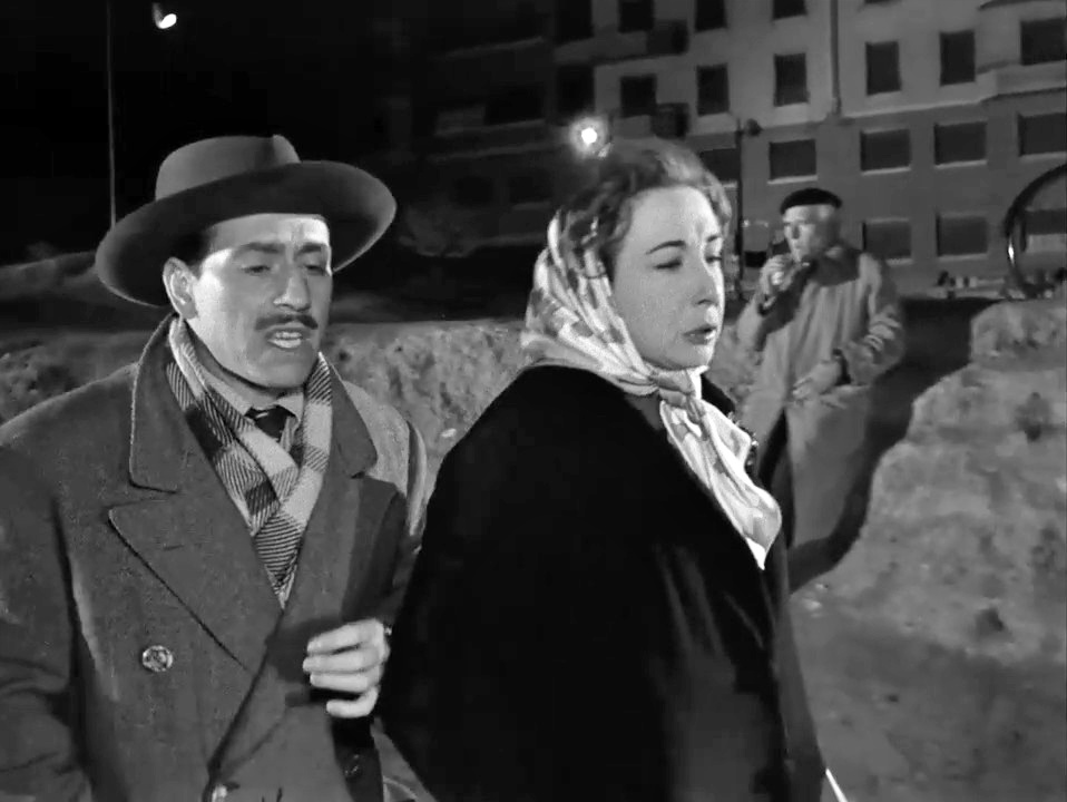 El pisito (1958) - TokyVideo12.jpg