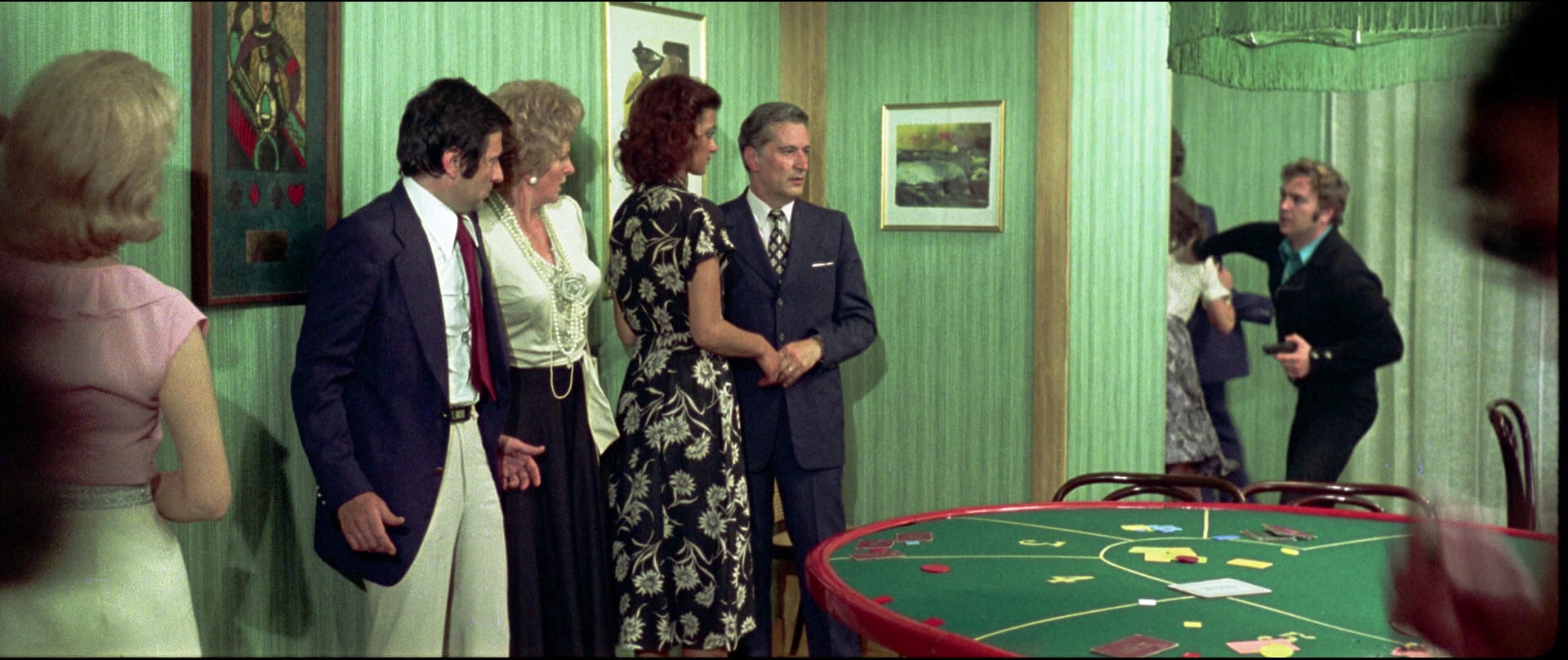 1975 _ Il Giustiziere Sfida La Città _ Uomo Al Casinò _ 02.jpg