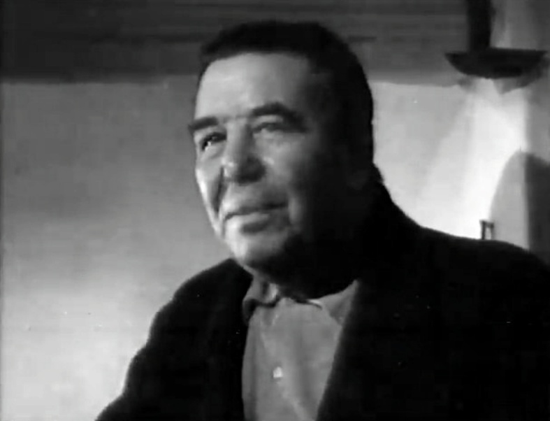 Película _Nosotros dos_ (1955) rodada íntegramente en Manzanares El Real (480p_25fps_H264-128kbit_AAC)8.jpg