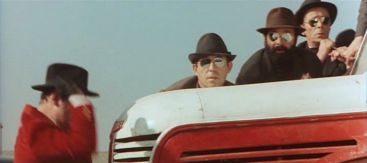 Kiss Kiss Bang Bang (1966)13.jpg