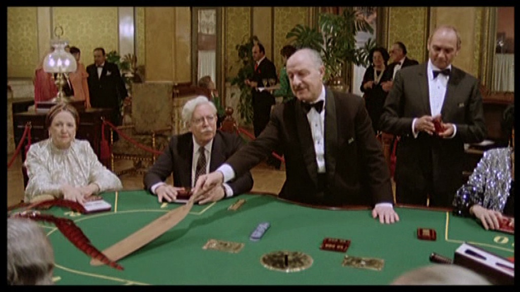 Secondo Tragico Fantozzi - Croupiers.jpg