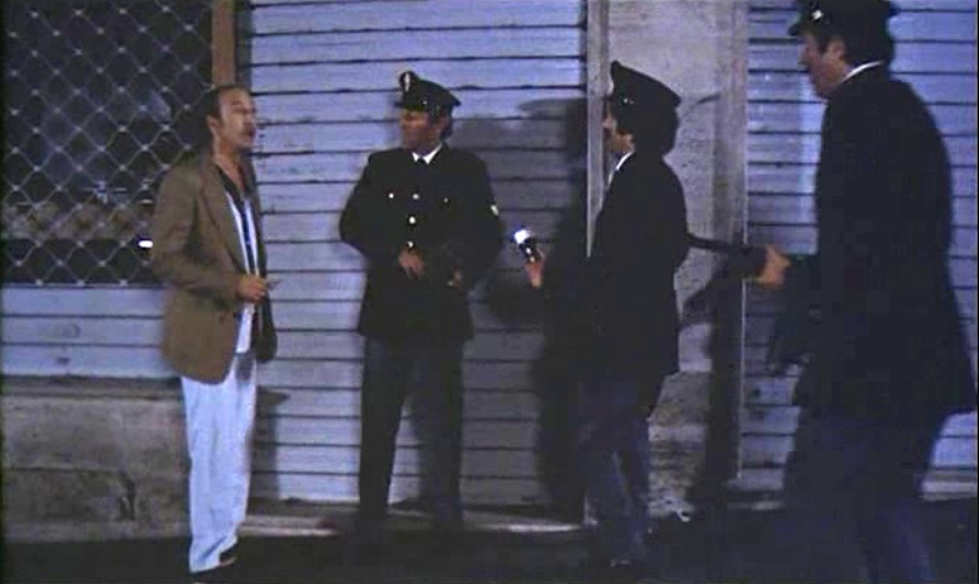 The Criminals Attack. The Police Respond (1977)11.jpg