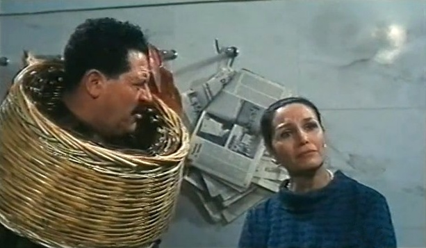 Mondo pazzo gente matta (Renato Polselli, 1966) film con i Romans12.jpg