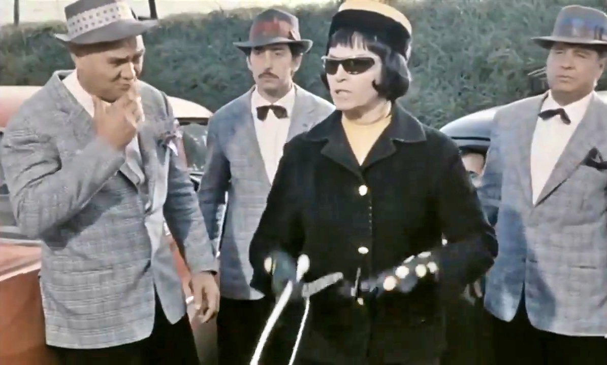 Карнавал бандитов ⁄ Gern hab' ich die Frauen gekillt (1966) HD6.jpg