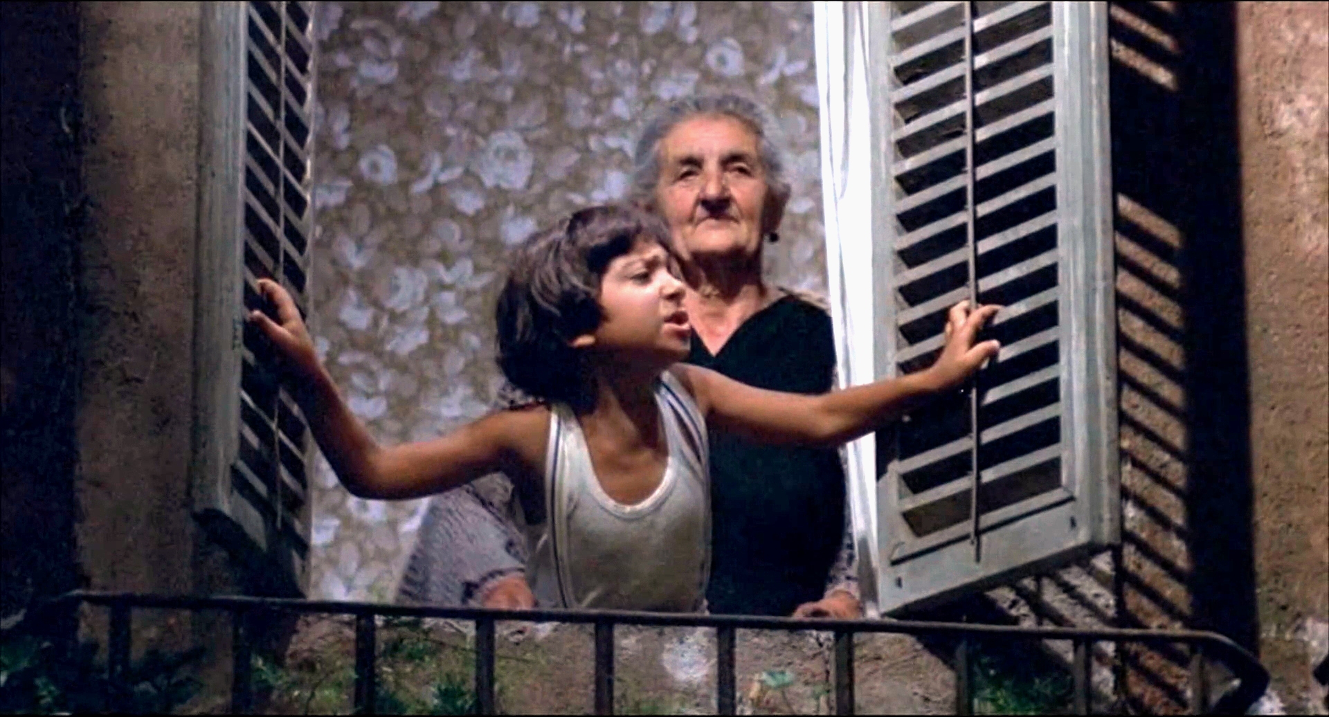 1971 _ Trastevere _ Donna Al Balcone _ Non Accreditato _ 02.jpg