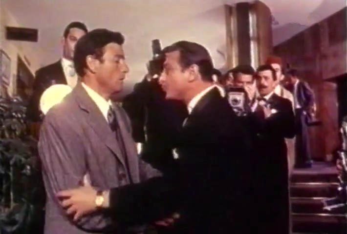 La.mentira.tiene.cabellos.rojos.(1961).VHS-Rip.x264-AC39.jpg