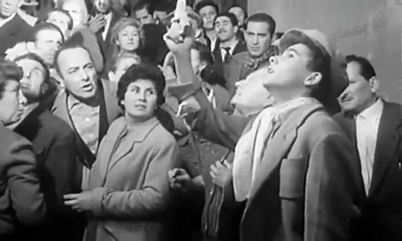 Amparo Rivelles Un angel tuvo la culpa - 1960 - Luis Lucia - Emma Penella - Jose Luis Ozores - Amparo Rivelles - Alfredo Mayo6.jpg
