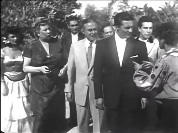 1950 - RUMBO - HISTORIA DE CINE Ñ - PAQUITA RICO, FERNANDO FERNÁN GÓMEZ DE CÓRDOBA, JULIA LAJOS, MANUEL ARBÓ, ELOISA MURO, JOSÉ RIESGO, MIGUEL GÓMEZ, ROSITA VALERO, ETC... - RAMÓN TORRADO - DRAMA MUSICAL25.jpg
