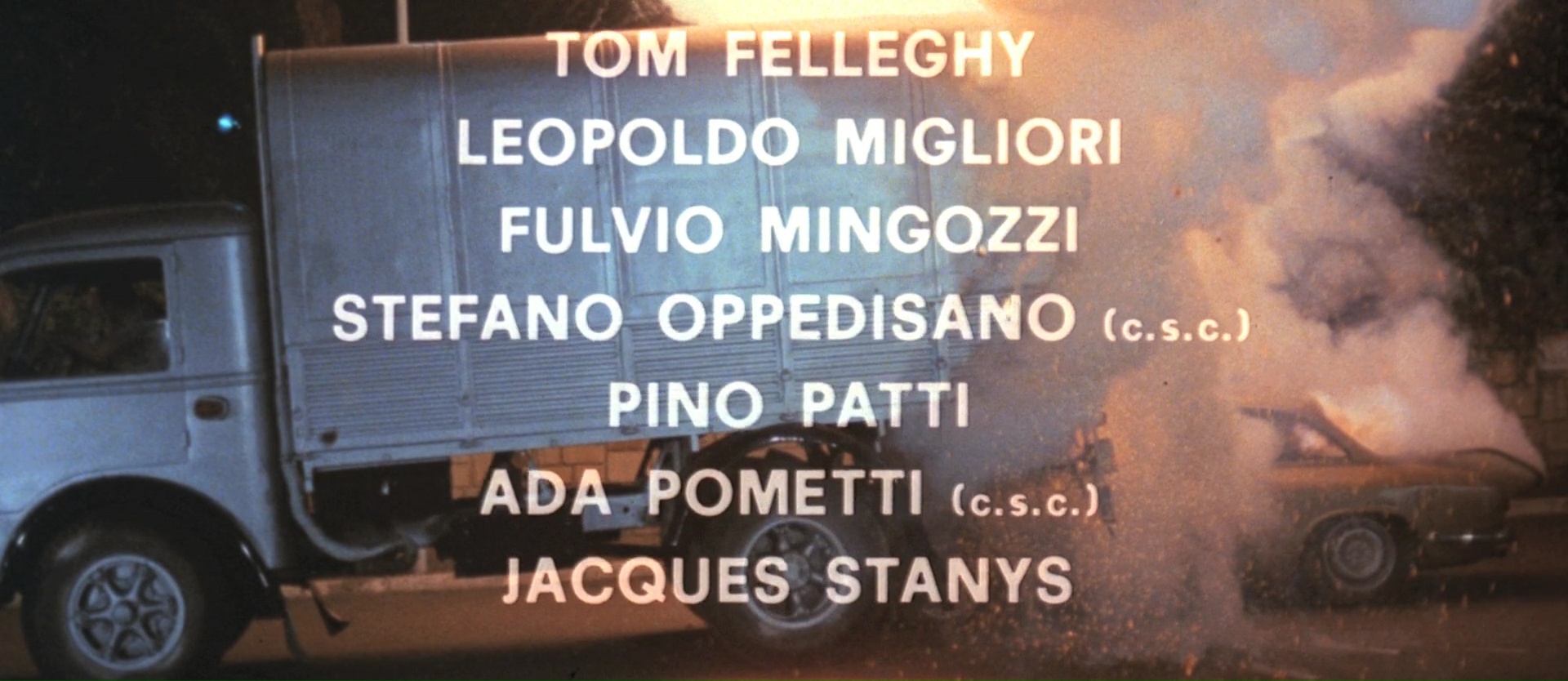 4 mosche di velluto grigio (1971) 2.jpg