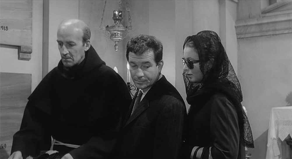 L'ape regina (1963) 2.jpg